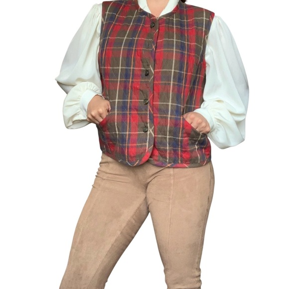 Northern Isles Vintage Plaid Vest – Medium - Picture 6 of 7